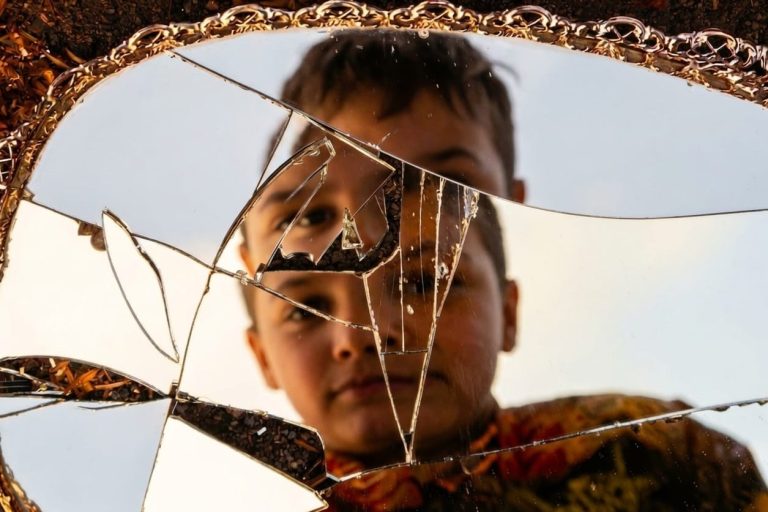 بعد أن تسكت القذائف تتكلّم الجراح